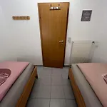 Haus Janosch شقة بوركم